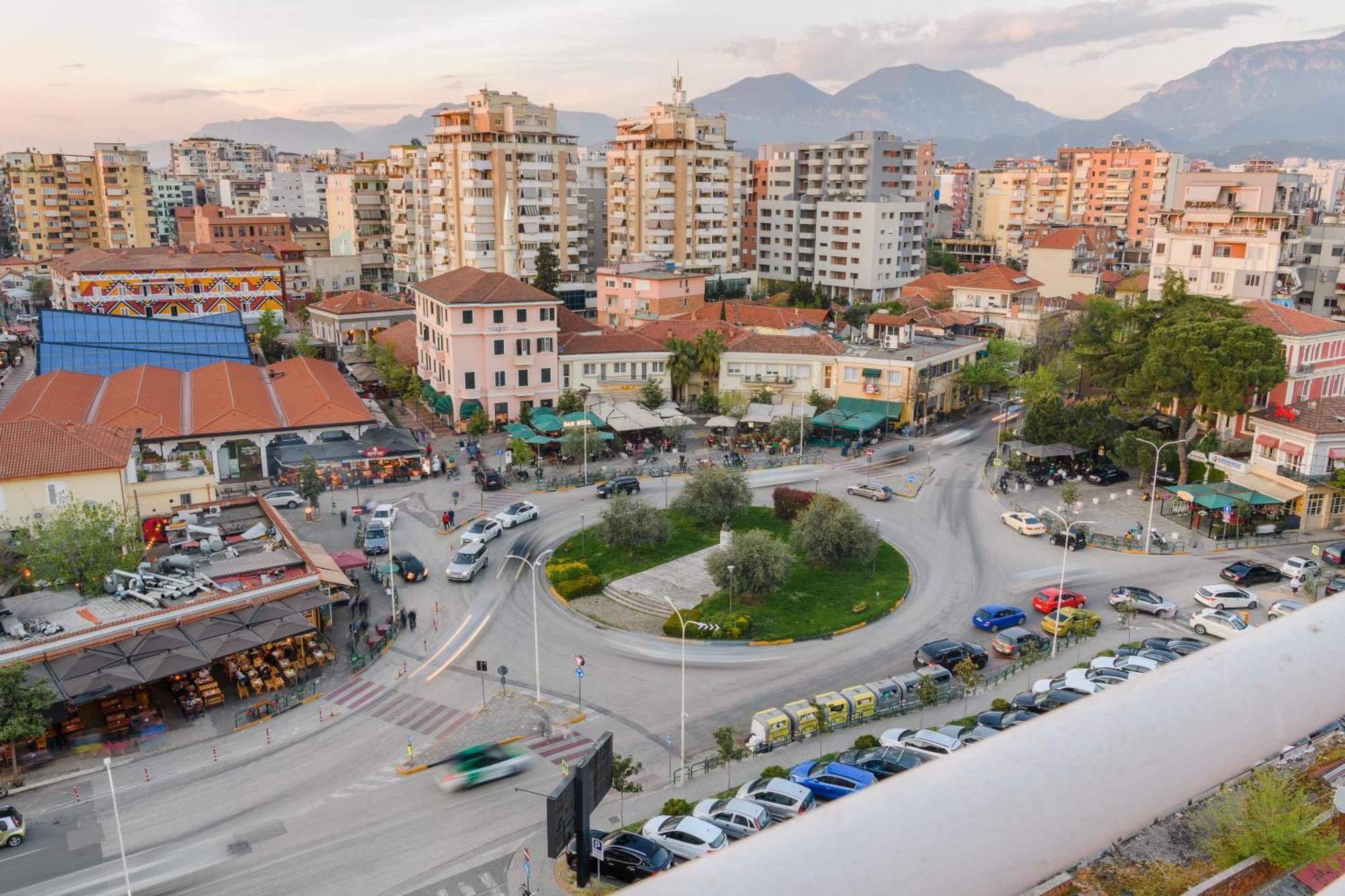Terrace Tirana Cityscape 2 Bagian luar foto